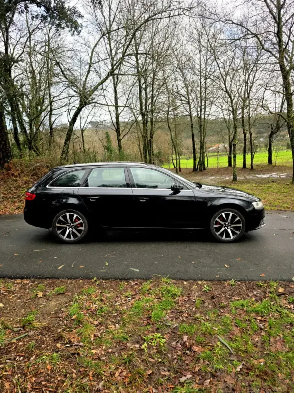 Audi A4 Avant 2013 - 14990 EUR, 181080 km - AUTO.MOTO.pt - 181080km - foto 7 de 25