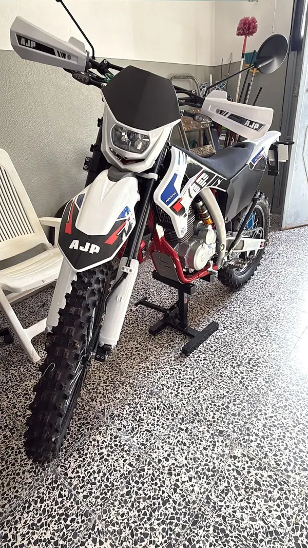 AJP PR5 SPR Enduro 2025 Petrol