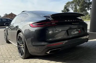 Porsche Panamera 2018 - 74500 EUR, 50941 km - AUTO.MOTO.pt - 50941km - foto 5 de 41