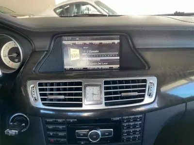 Mercedes-Benz CLS 250 2011 - 18500 EUR, 199900 km - AUTO.MOTO.pt - 199900km - foto 14 de 43