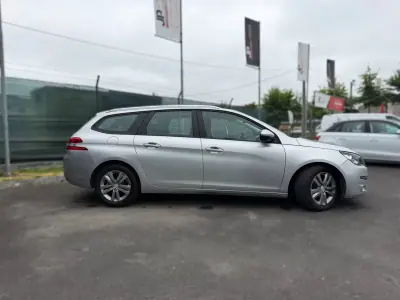 Peugeot 308 SW 2015 - 9750 EUR, 140800 km - AUTO.MOTO.pt - 140800km - foto 5 de 19