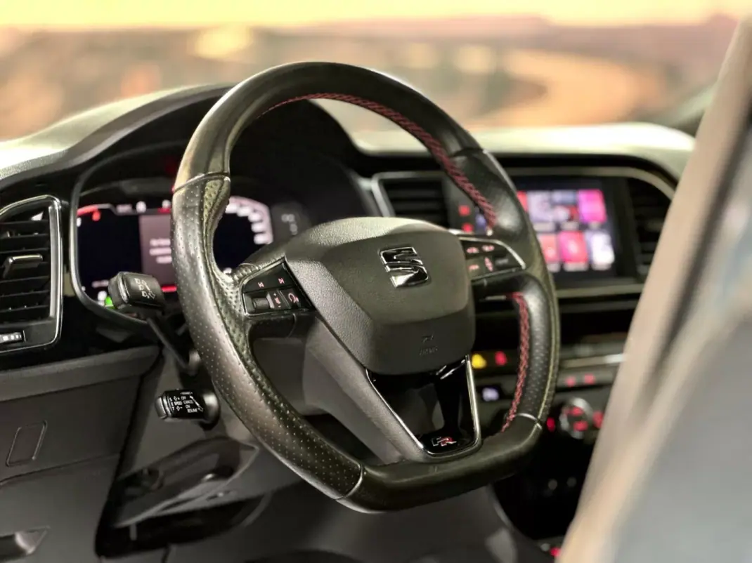 SEAT Leon 2020 - 24900 EUR, 139049 km - AUTO.MOTO.pt - 139049km - foto 21 de 31