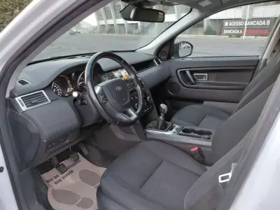 Land Rover Discovery Sport 2017 - 17490 EUR, 112912 km - AUTO.MOTO.pt - 112912km - foto 13 de 26