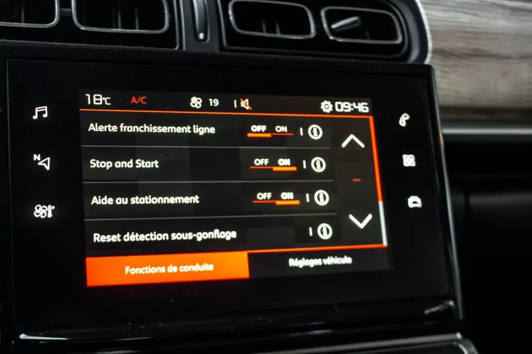 Citroën C3 2021 - 10490 EUR, 69052 km - AUTO.MOTO.pt - 69052km - foto 29 de 30