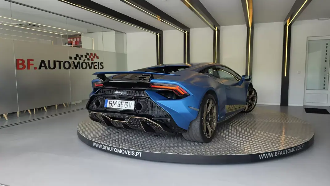 Lamborghini Huracán 2024 - 397500 EUR, 11996 km - AUTO.MOTO.pt - 11996km - foto 3 de 79