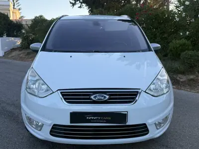 Ford Galaxy 2013 - 12699 EUR, 160000 km - AUTO.MOTO.pt - 160000km - foto 2 de 9