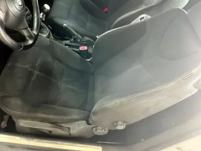 Alfa Romeo GT 2010 - 9990 EUR, 220177 km - AUTO.MOTO.pt - 220177km - foto 3 de 7