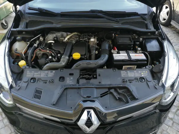 Renault Clio 2014 - 7000 EUR, 270000 km - AUTO.MOTO.pt - 270000km - foto 10 de 10