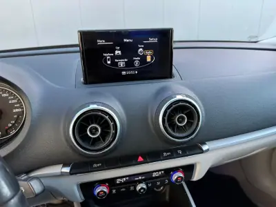 Audi A3 Limousine 2015 - 15900 EUR, 238805 km - AUTO.MOTO.pt - 238805km - foto 6 de 18