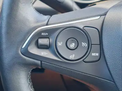 Opel Grandland X 2020 - 17990 EUR, 65073 km - AUTO.MOTO.pt - 65073km - foto 17 de 38