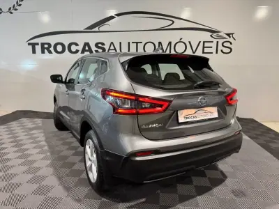 Nissan Qashqai 2019 - 18500 EUR, 131140 km - AUTO.MOTO.pt - 131140km - foto 42 de 48