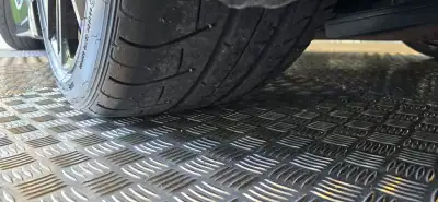 Nissan GT-R 2017 - 149900 EUR, 50238 km - AUTO.MOTO.pt - 50238km - foto 35 de 57