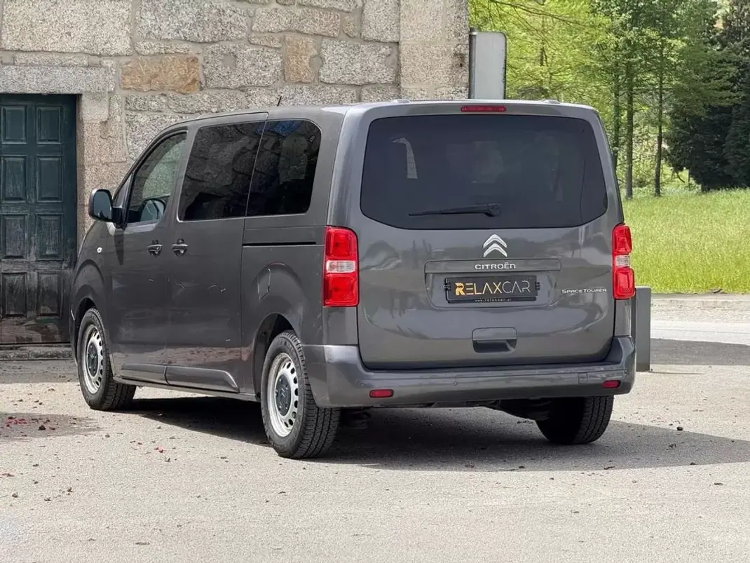 Citroën Spacetourer 2018 - 20999 EUR, 173000 km - AUTO.MOTO.pt - 173000km - foto 8 de 21