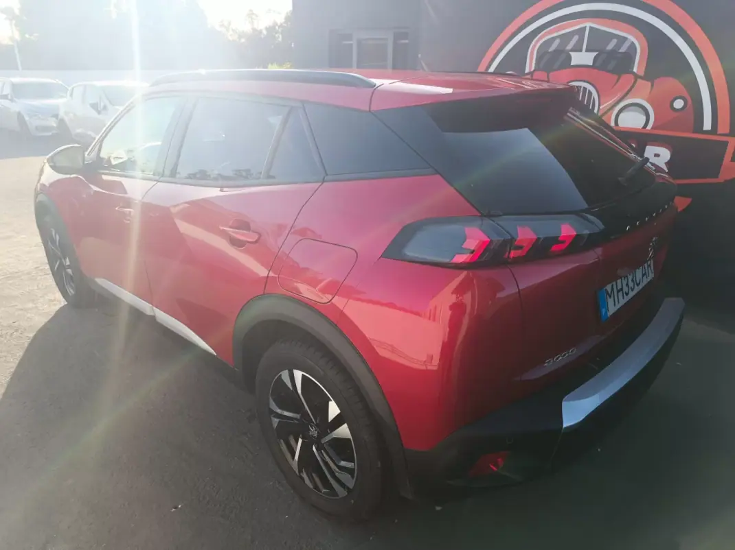 Peugeot 2008 2021 - 18990 EUR, 186919 km - AUTO.MOTO.pt - 186919km - foto 8 de 37