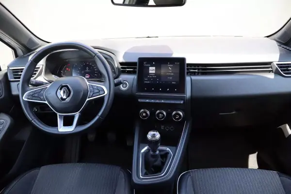 Renault Clio 2022 - 13500 EUR, 98688 km - AUTO.MOTO.pt - 98688km - foto 16 de 32