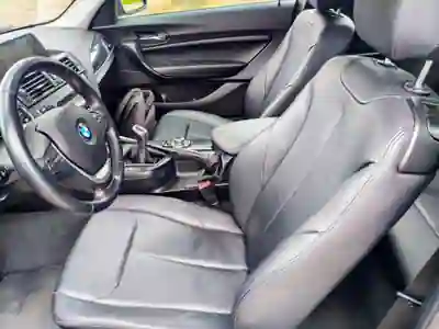 BMW 116 2015 - 11900 EUR, 260000 km - 260000km - foto 5 de 8