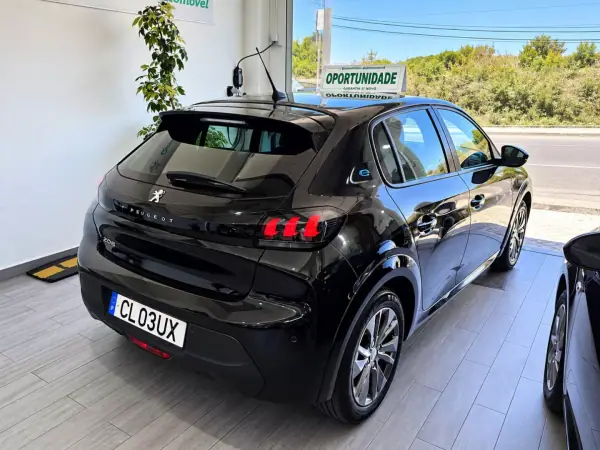 Peugeot e-208 50 kWh Active Pack 2023 Elétrico