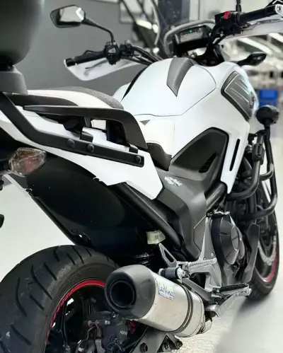 Honda NC750X 2015 - 5950 EUR, 35803 km - 35803km - foto 7 de 27