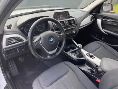 BMW 114 2014 - 12500 EUR, 230000 km - AUTO.MOTO.pt - 230000km - foto 26 de 55