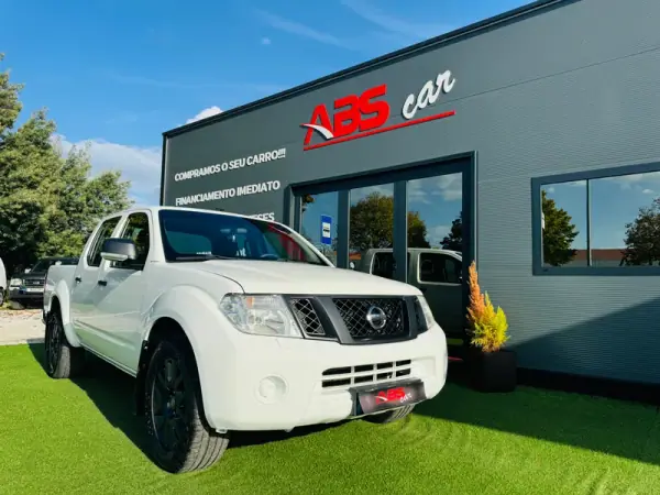 Nissan Navara 2012 - 21500 EUR, 140000 km - AUTO.MOTO.pt - 140000km - foto 5 de 19