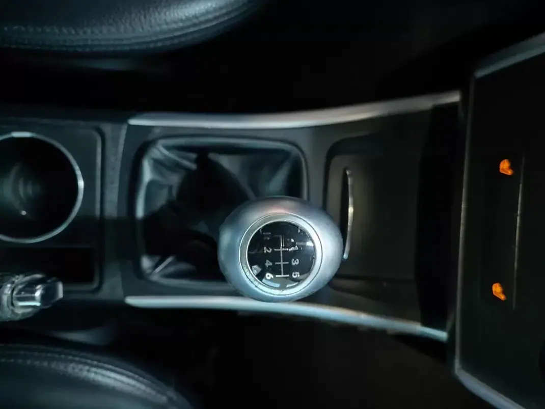 Mercedes-Benz B 200 2005 - 7250 EUR, 226300 km - AUTO.MOTO.pt - 226300km - foto 29 de 33