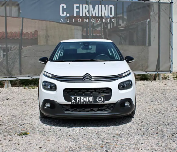 Citroën C3 2019 - 13900 EUR, 72092 km - AUTO.MOTO.pt - 72092km - foto 2 de 21
