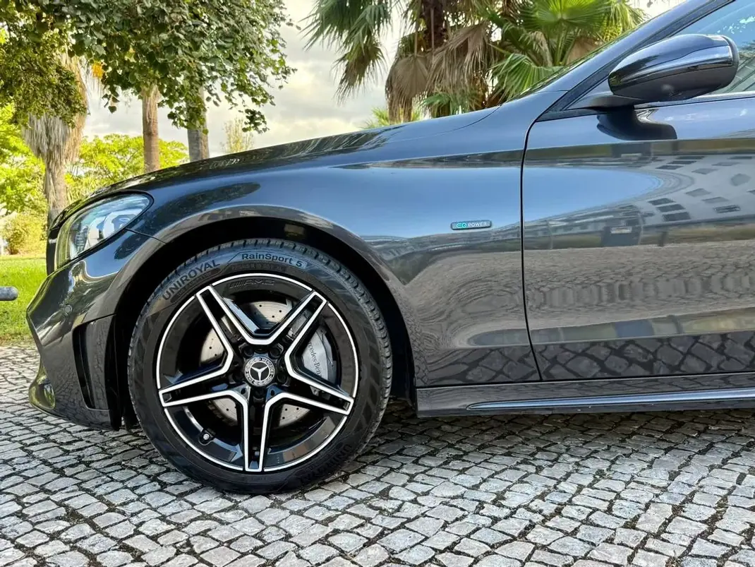 Mercedes-Benz C 300 2021 - 23990 EUR, 177850 km - 177850km - foto 44 de 49