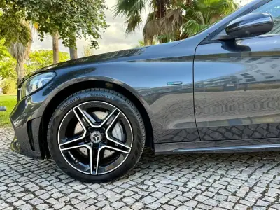 Mercedes-Benz C 300 2021 - 23990 EUR, 177850 km - 177850km - foto 44 de 49