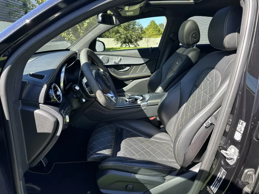 Mercedes-Benz GLC 63 AMG 2018 - 75000 EUR, 100000 km - 100000km - foto 41 de 93