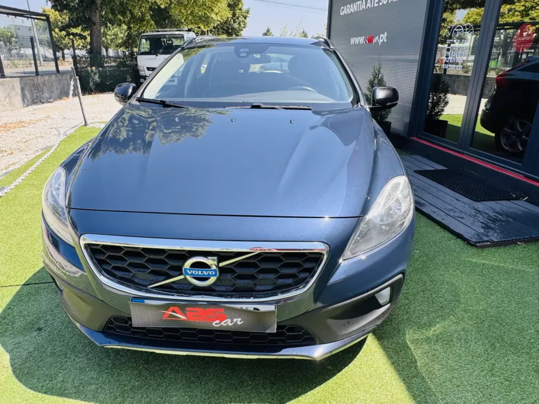 Volvo V40 Cross Country 2014 - 11500 EUR, 193000 km - 193000km - foto 4 de 18