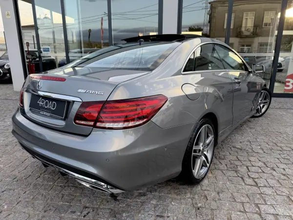 Mercedes-Benz E 220 2015 - 23999 EUR, 162000 km - AUTO.MOTO.pt - 162000km - foto 28 de 53