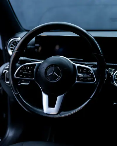 Mercedes-Benz CLA 180 2020 - 25900 EUR, 170000 km - AUTO.MOTO.pt - 170000km - foto 18 de 20
