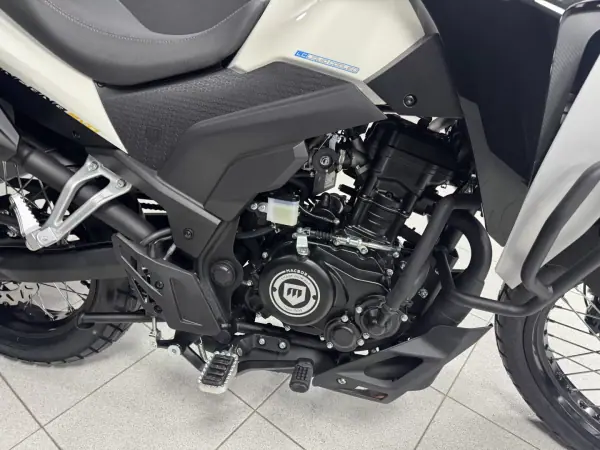 2025 - 3690 EUR, 0 km - AUTO.MOTO.pt - foto 11 de 23