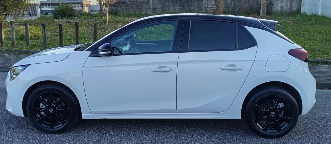 Opel Corsa 2021 - 12990 EUR, 111200 km - AUTO.MOTO.pt - 111200km - foto 6 de 16