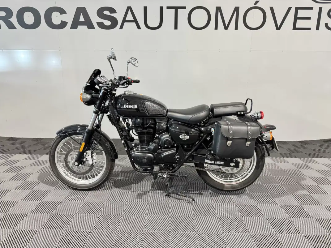 Benelli Imperiale 400 2023 - 3750 EUR, 6290 km - 6290km - foto 6 de 21