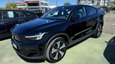 Volvo C40 2023 - 38900 EUR, 60000 km - AUTO.MOTO.pt - 60000km - foto 6 de 25
