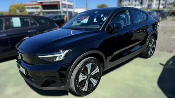 Volvo C40 2023 - 38900 EUR, 60000 km - AUTO.MOTO.pt - 60000km - foto 6 de 25