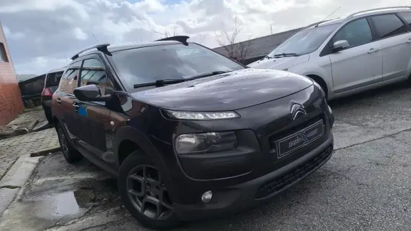 Citroën C4 Cactus 2014 - 9600 EUR, 180000 km - AUTO.MOTO.pt - 180000km - foto 2 de 19