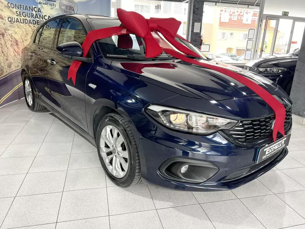 Fiat Tipo 2019 - 10800 EUR, 126458 km - AUTO.MOTO.pt - 126458km - foto 2 de 23