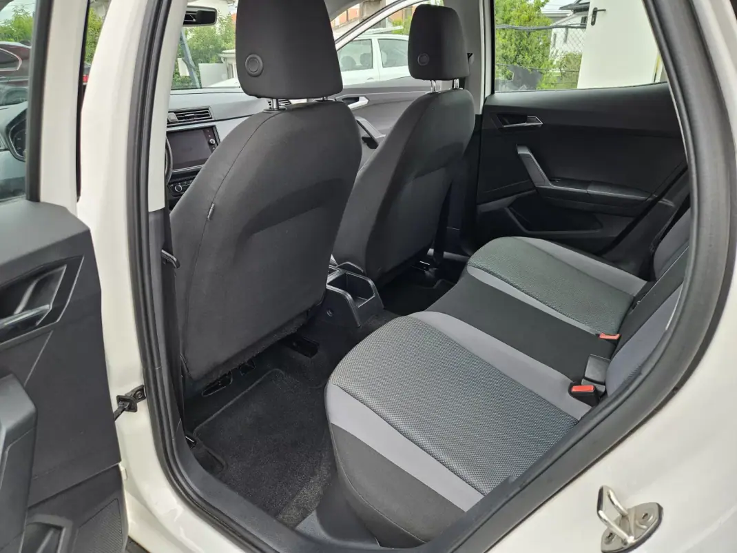 SEAT Arona 2018 - 15500 EUR, 115150 km - AUTO.MOTO.pt - 115150km - foto 37 de 51