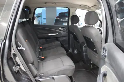 Ford S-Max 2007 - 5990 EUR, 242000 km - AUTO.MOTO.pt - 242000km - foto 8 de 14