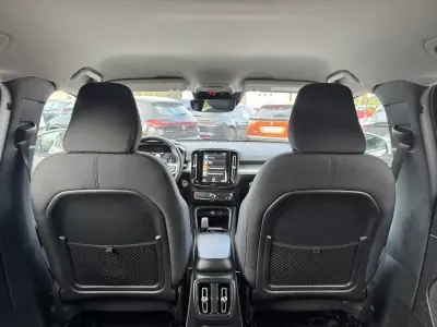 Volvo XC 40 2021 - 24500 EUR, 121000 km - AUTO.MOTO.pt - 121000km - foto 17 de 42