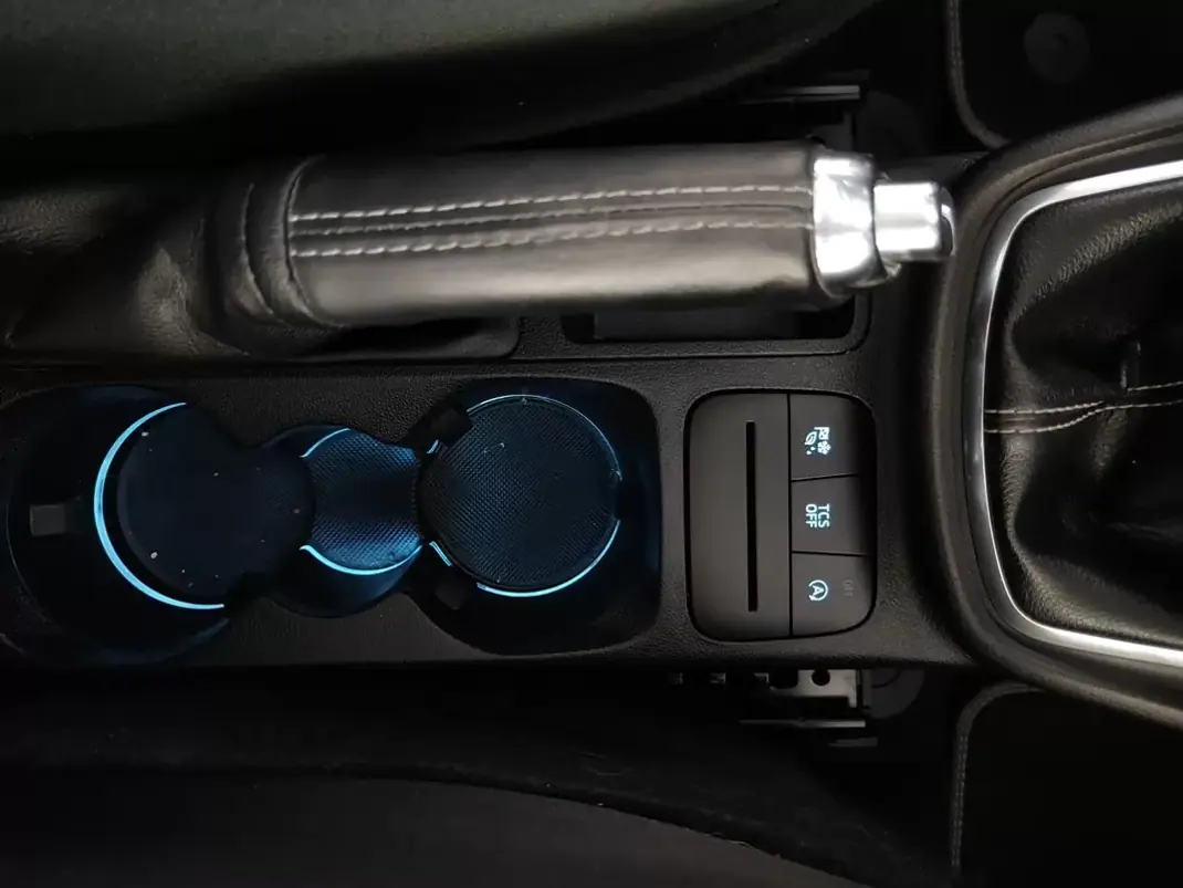 Ford Puma 2020 - 15950 EUR, 53950 km - AUTO.MOTO.pt - 53950km - foto 28 de 32