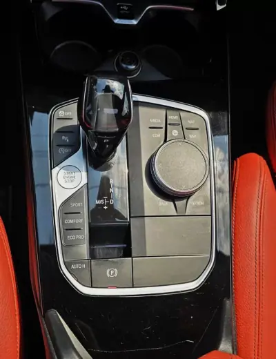 BMW 216 Gran Coupé 2020 - 26500 EUR, 130000 km - AUTO.MOTO.pt - 130000km - foto 31 de 37