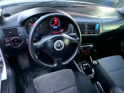 Volkswagen Golf 1999 — foto 6 de 10