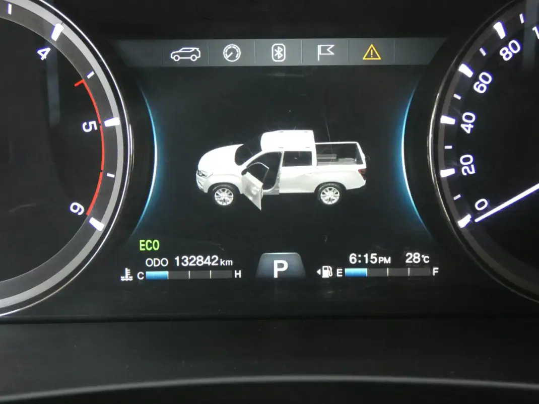 SsangYong Musso 2018 - 27500 EUR, 132000 km - AUTO.MOTO.pt - 132000km - foto 42 de 50