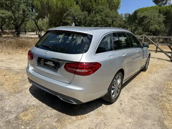 Mercedes-Benz C 180 2014 - 13500 EUR, 200000 km - AUTO.MOTO.pt - 200000km - foto 5 de 14