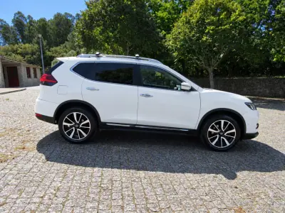 Nissan X-Trail 2017 - 18990 EUR, 179000 km - 179000km - foto 9 de 54