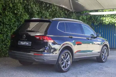 Volkswagen Tiguan Allspace 2022 - 33500 EUR, 23000 km - AUTO.MOTO.pt - 23000km - foto 8 de 19