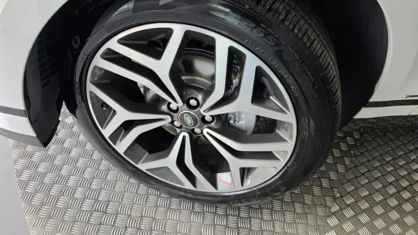 Land Rover Range Rover Velar 2018 - 27900 EUR, 193032 km - 193032km - foto 38 de 69